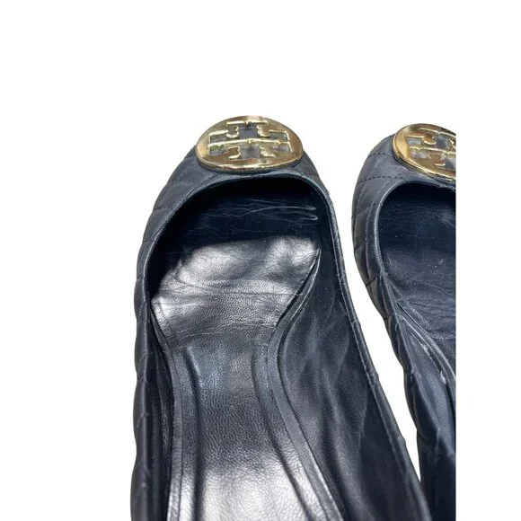 Tory Burch Womans Black Leather quilted  2.5" Slip on heels Sz 6 SKU 9532 - Picture 6 of 14